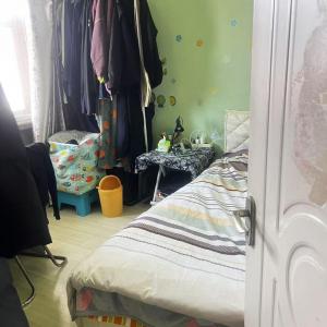 獨(dú)家房源西小區(qū)5里60b5樓31萬(wàn)可議
